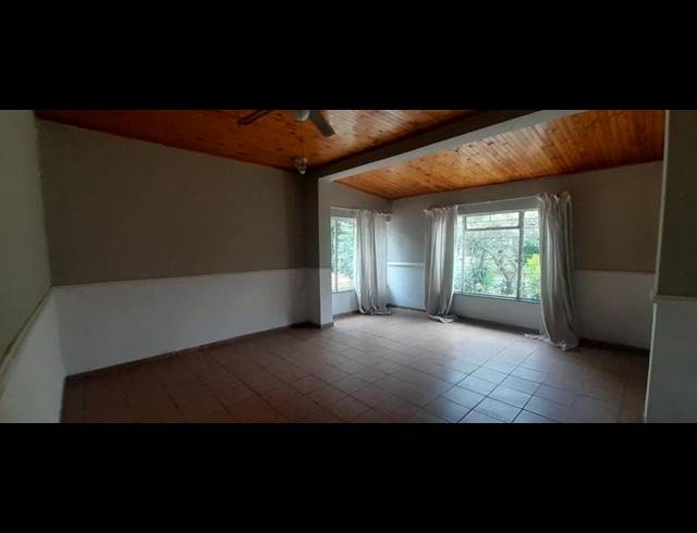 LAND PROPERTY TO RENT IN MONAVONI